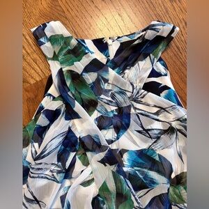 White House Black Market Blue and White Patterned dressy sleeveless / tank top